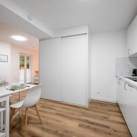 Le Jardin Deden Hyper Centre Bord De Wifi Apartamento